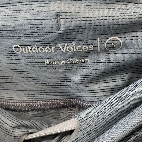 OUTDOOR VOICES Women's 7/8 Length Techsweat Ice Blue Leggings, Size S - Picture 3 of 4